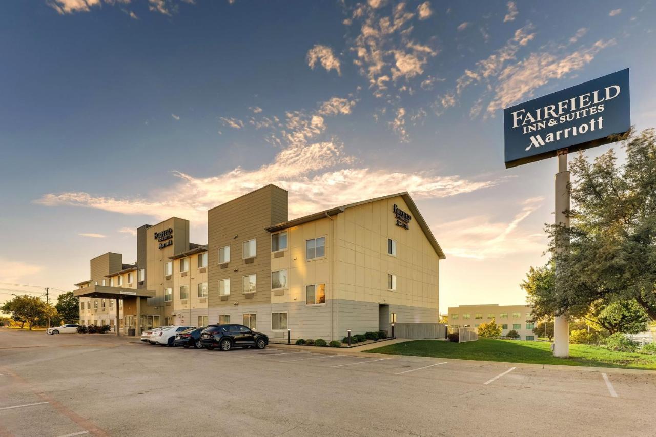 Fairfield Inn & Suites By Marriott Fort Worth I-30 West Near Nas Jrb Bagian luar foto
